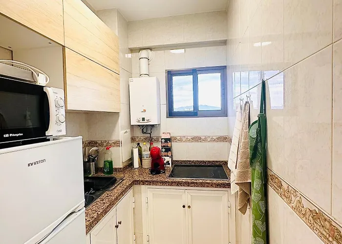 Exclusive Perla 5 Free Parking Фуэнхирола